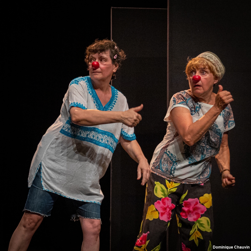 2019-06-25-212823-usine-clowns.jpg